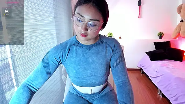 Katharina Lopez online show from March 4, 10:05 pm