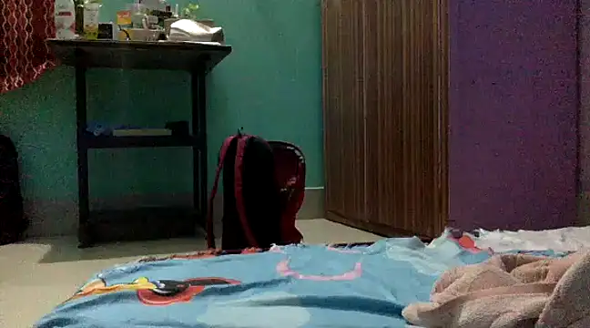 Snapshot of xvodafone chatting on February 8, 11:55 am xvodafone online show from February 8, 11:55 am