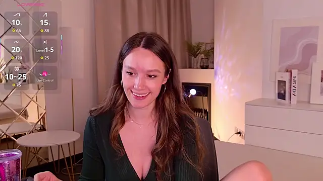 Snapshot of AgnesGoddess chatting on July 8, 11:09 pm AgnesGoddess online show from July 8, 11:09 pm