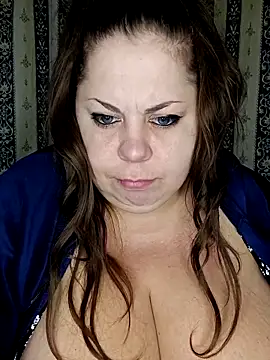 Snapshot of Ginabig chatting on November 11, 8:58 am Ginabig online show from November 11, 8:58 am