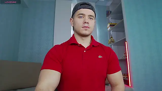 Snapshot of Arilas_ chatting on February 14, 7:17 am Arilas online show from February 14, 7:17 am