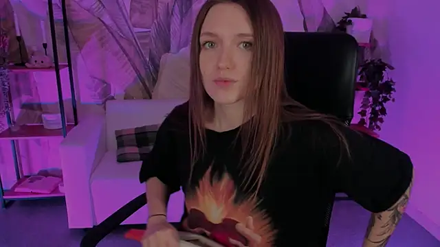 Snapshot of JennyDens chatting on January 14, 7:27 am JennyDens online show from January 14, 7:27 am