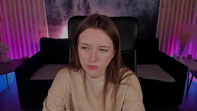 Snapshot of JennyDens chatting on February 11, 1:52 am JennyDens online show from February 11, 1:52 am