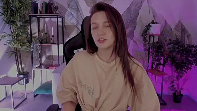 Snapshot of JennyDens chatting on December 16, 11:59 am JennyDens online show from December 16, 11:59 am