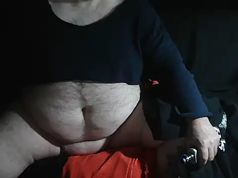 Snapshot of onkelgrau65 chatting on March 13, 1:21 am onkelgrau65 online show from March 13, 1:21 am