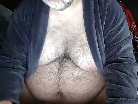 Snapshot of onkelgrau65 chatting on November 8, 11:14 pm onkelgrau65 online show from November 8, 11:14 pm