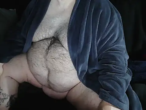 Snapshot of onkelgrau65 chatting on December 2, 8:26 pm onkelgrau65 online show from December 2, 8:26 pm