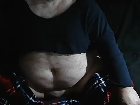 Snapshot of onkelgrau65 chatting on January 10, 3:19 am onkelgrau65 online show from January 10, 3:19 am