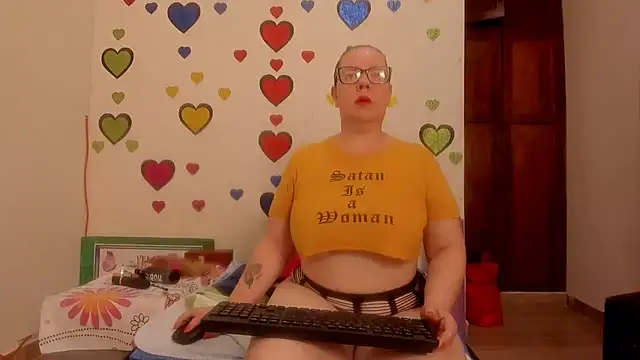 Snapshot of BarbaraFight chatting on July 25, 10:40 pm BarbaraFight online show from July 25, 10:40 pm