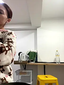 Cameron diazz online show from November 23, 6:30 pm