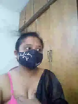 Snapshot of sexynayan23 chatting on May 5, 5:37 am sexynayan23 online show from May 5, 5:37 am