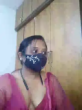 Snapshot of sexynayan23 chatting on May 6, 5:14 am sexynayan23 online show from May 6, 5:14 am