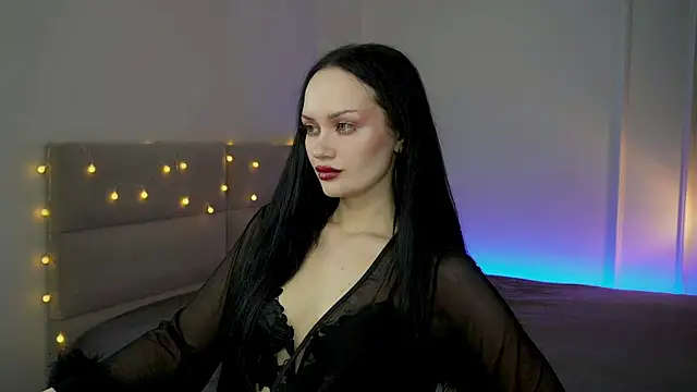 QueenAliss online show from July 2, 6:19 am