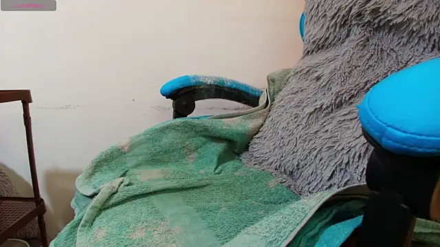 klylls squirt  online show from June 8, 7:25 pm