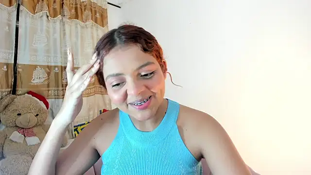 ValienteGirl  online show from December 31, 5:44 am