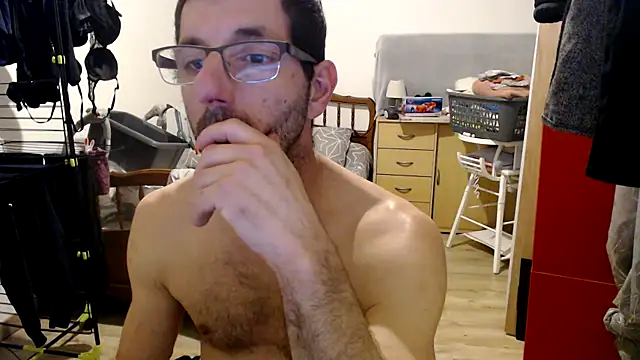 steph19x5 online show from December 18, 5:10 pm