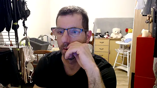 steph19x5 online show from January 1, 8:15 pm
