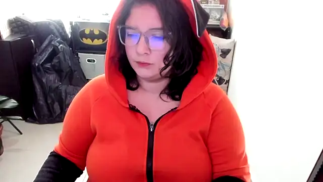 aika-dreams online show from December 19, 1:07 pm