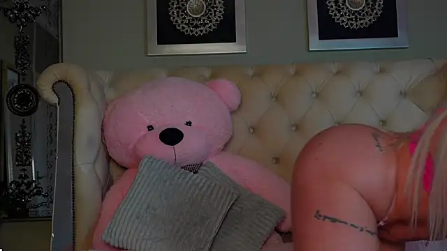 Squirt Tanya online show from February 6, 5:46 am