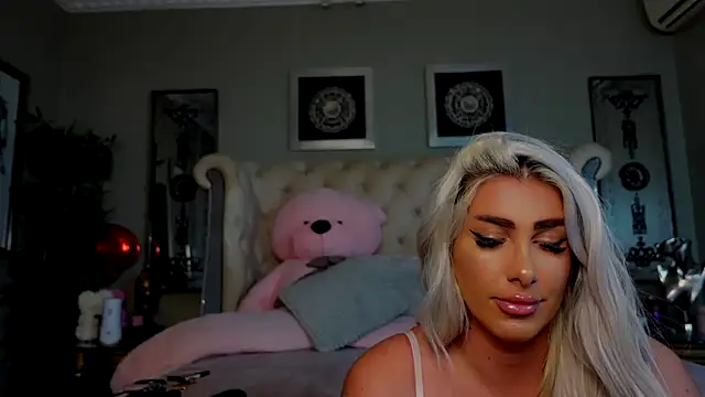 Squirt Tanya online show from March 7, 3:19 am