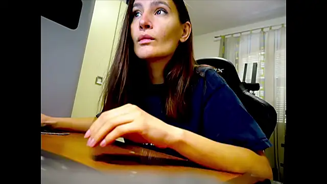 Snapshot of GodlyTheia chatting on February 21, 11:00 am GodlyTheia online show from February 21, 11:00 am