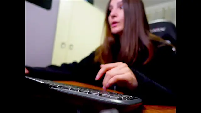 Snapshot of GodlyTheia chatting on March 31, 5:24 pm GodlyTheia online show from March 31, 5:24 pm