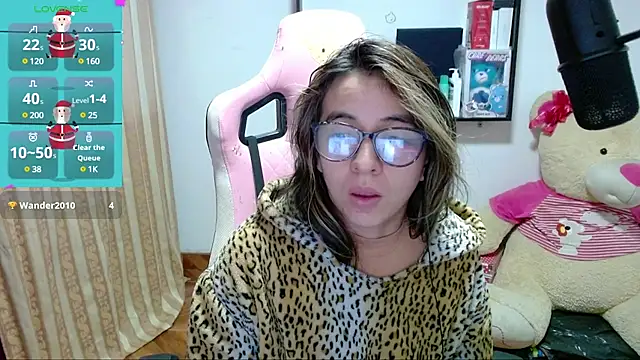 Maggie Fox3 online show from December 28, 3:37 am