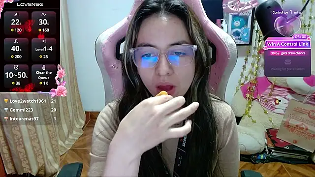 Maggie Fox3 online show from January 25, 2:58 am