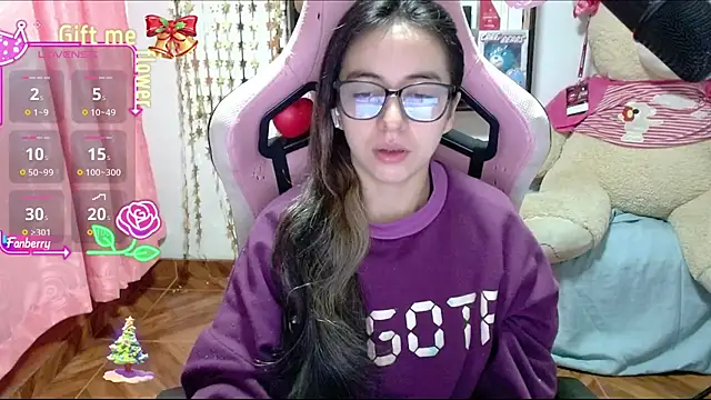 Maggie Fox3 online show from November 4, 2:21 am