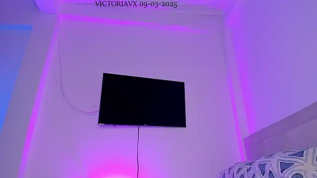 VictoriaVX online show from March 9, 7:26 pm