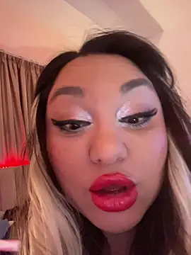 Larissa K online show from November 14, 5:28 am