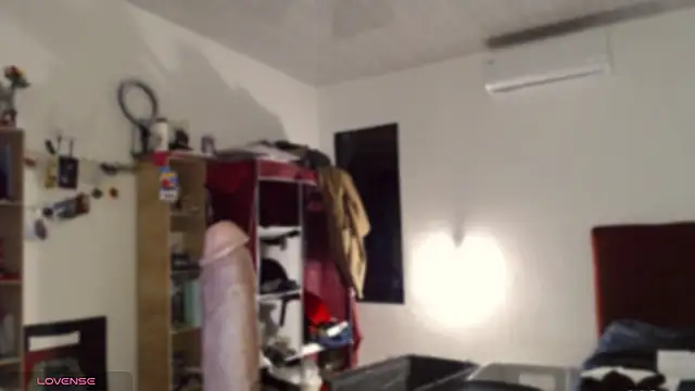 Snapshot of Enotika chatting on June 5, 9:42 pm Enotika online show from June 5, 9:42 pm