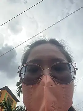 HinaLovely online show from January 20, 6:10 am