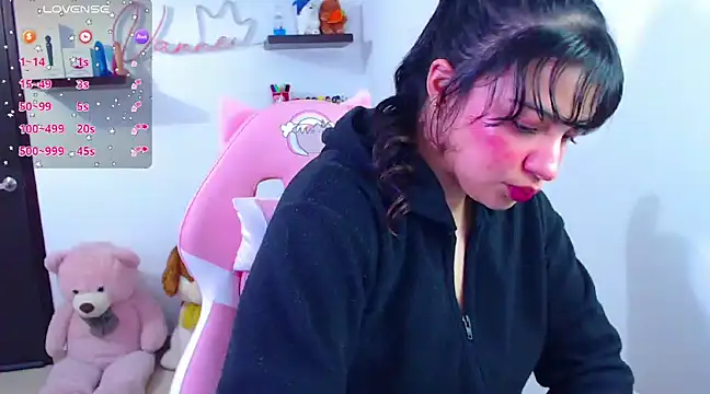 Vannessa  Shy online show from March 5, 11:16 pm