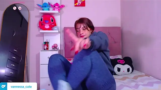 Vannessa  Shy online show from December 22, 7:00 pm