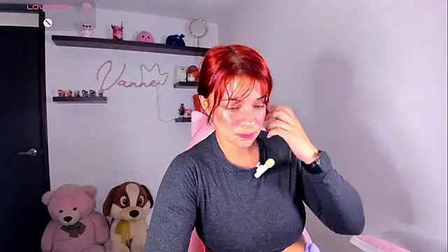 Vannessa  Shy online show from April 26, 7:33 pm