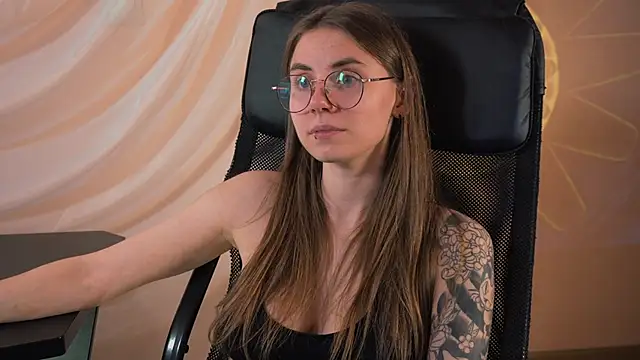  AnnaStark  online show from October 26, 8:20 am