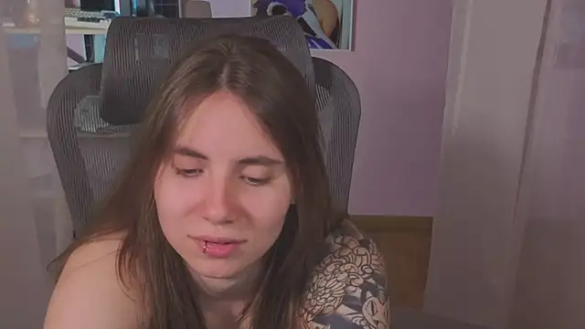 Snapshot of _AnnaStark_ chatting on July 1, 8:19 pm AnnaStark online show from July 1, 8:19 pm