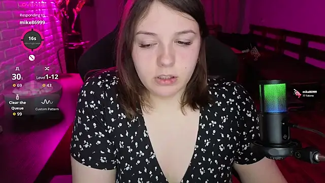 XNirvanaX online show from June 17, 11:49 pm