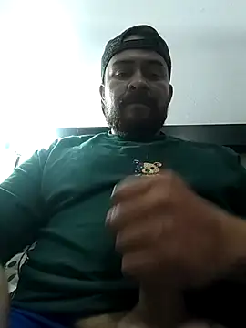 Snapshot of Loolukas chatting on December 8, 2:19 pm Loolukas online show from December 8, 2:19 pm