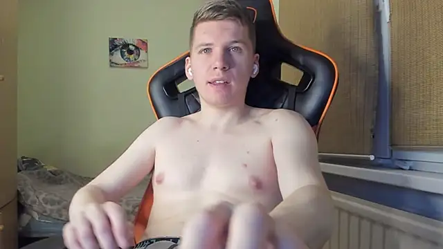 Snapshot of Bananas_dick chatting on December 31, 2:51 am Bananas dick online show from December 31, 2:51 am