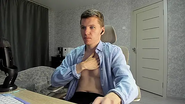 Bananas dick online show from May 31, 11:50 am