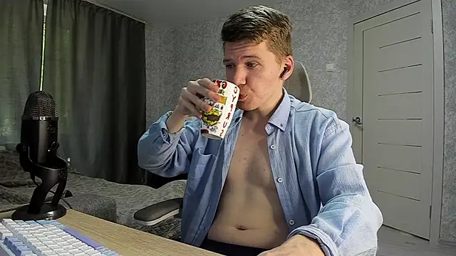 Bananas dick online show from June 8, 8:48 am