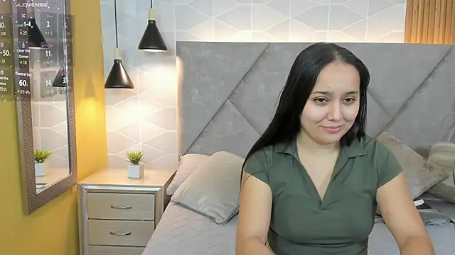 Snapshot of Sammy_Fit_ chatting on June 6, 12:43 pm Sammy Fit online show from June 6, 12:43 pm