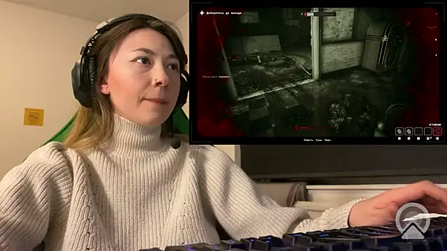 chibi moon  online show from March 10, 8:14 pm