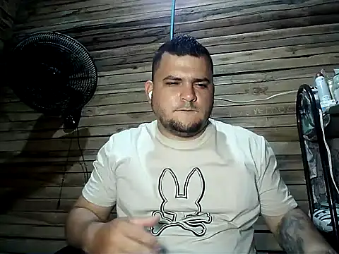 Arcangel 05 online show from June 22, 12:02 am