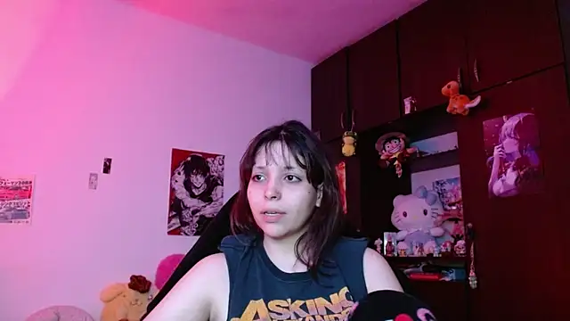 Snapshot of MaryJannes chatting on June 13, 5:05 am MaryJannes online show from June 13, 5:05 am