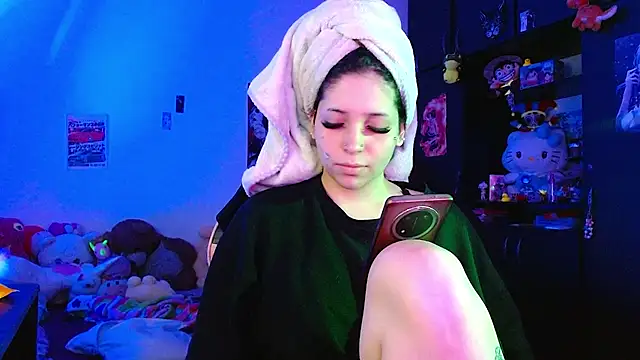 Snapshot of MaryJannes chatting on July 15, 9:14 am MaryJannes online show from July 15, 9:14 am