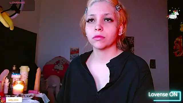 Snapshot of MaryJannes chatting on July 27, 7:21 pm MaryJannes online show from July 27, 7:21 pm