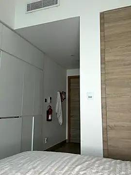 alexademie1 online show from November 9, 12:47 pm